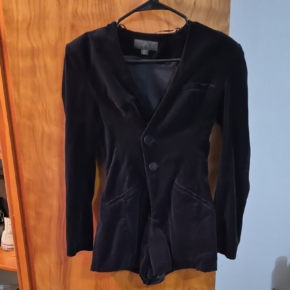 Women's Black Velvet Blazer Romper - Classic Tailored Style With Shoulder Pads